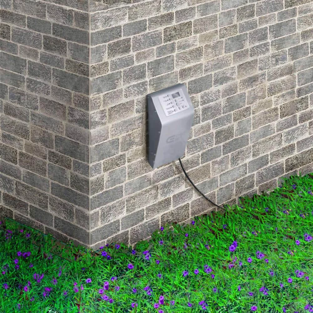 Low Voltage 200-Watt Stainless Steel Landscape Transformer by Commercial Electric 7 Low Voltage 200-Watt Stainless Steel Landscape Transformer by Commercial Electric - Image 5