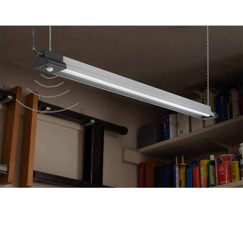 40 in. 64-Watt Equivalent Black Brushed Nickel PIR Motion Sensor LED Shop Light Linkable with Motion Timer 3000 Lumens by Commercial Electric 4 40 in. 64-Watt Equivalent Black Brushed Nickel PIR Motion Sensor LED Shop Light Linkable with Motion Timer 3000 Lumens by Commercial Electric - Image 2